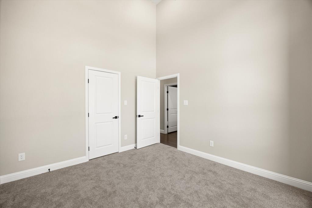 210 Knob Hill Drive Property Photo 25