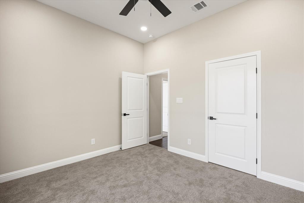 210 Knob Hill Drive Property Photo 27
