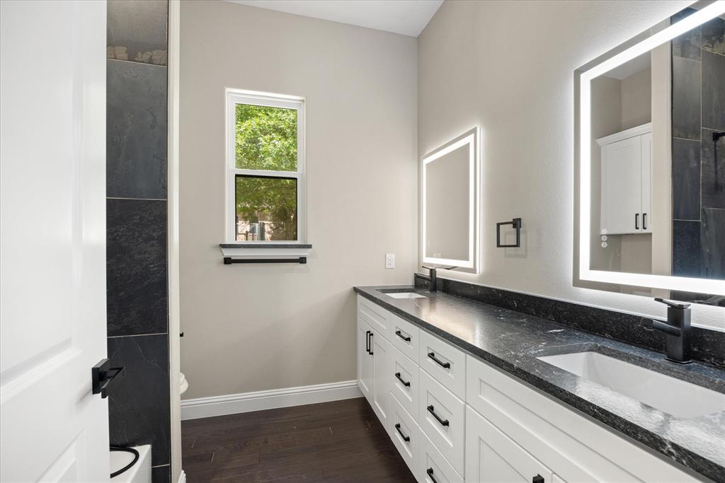 210 Knob Hill Drive Property Photo 28