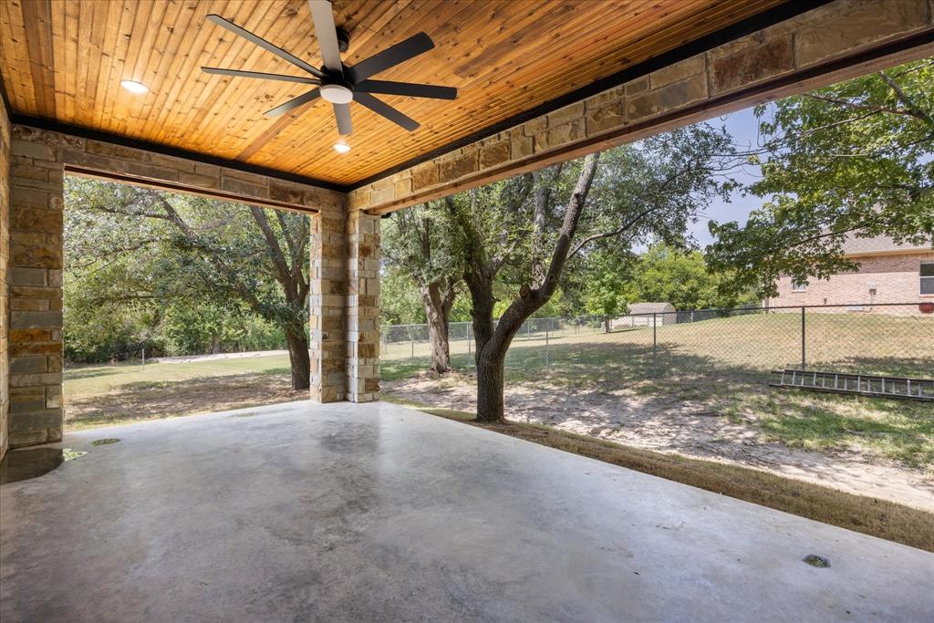 210 Knob Hill Drive Property Photo 31