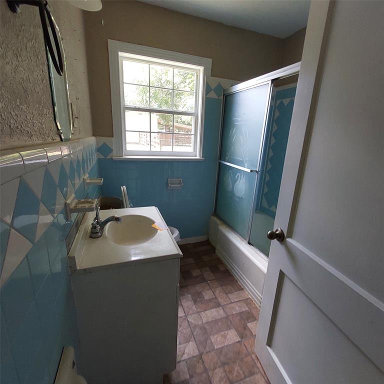 111 Se Avenue N Property Photo 18