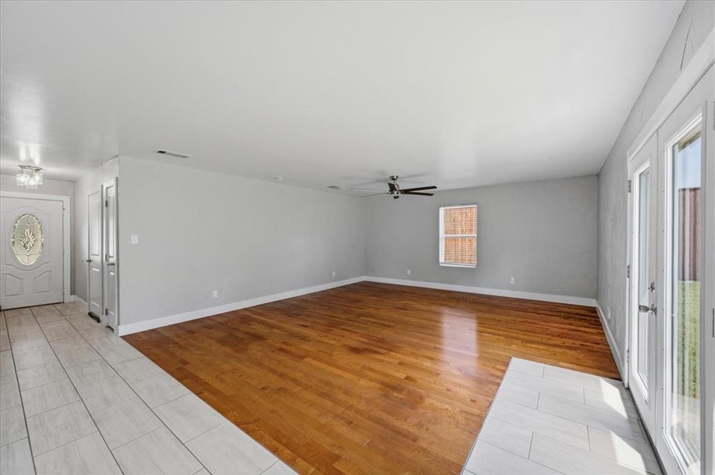 7220 Windhaven Road Property Photo 5