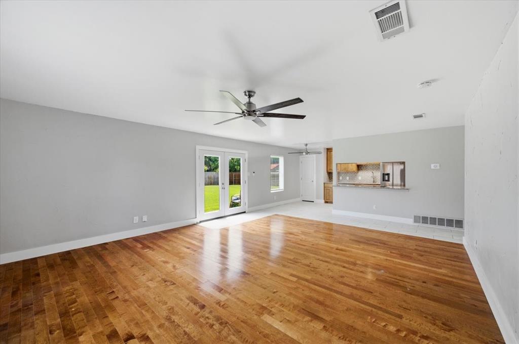 7220 Windhaven Road Property Photo 6