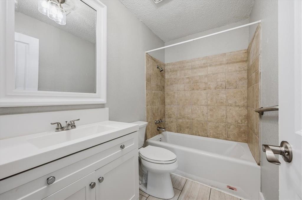 7220 Windhaven Road Property Photo 17