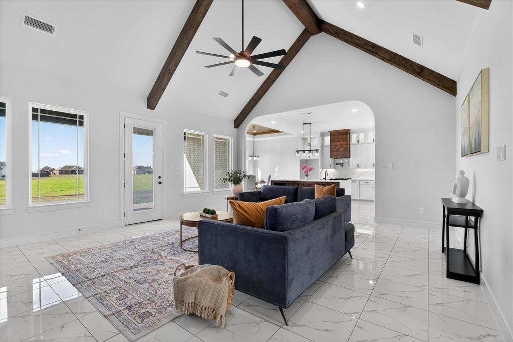 860 Alondrita Street Property Photo 13