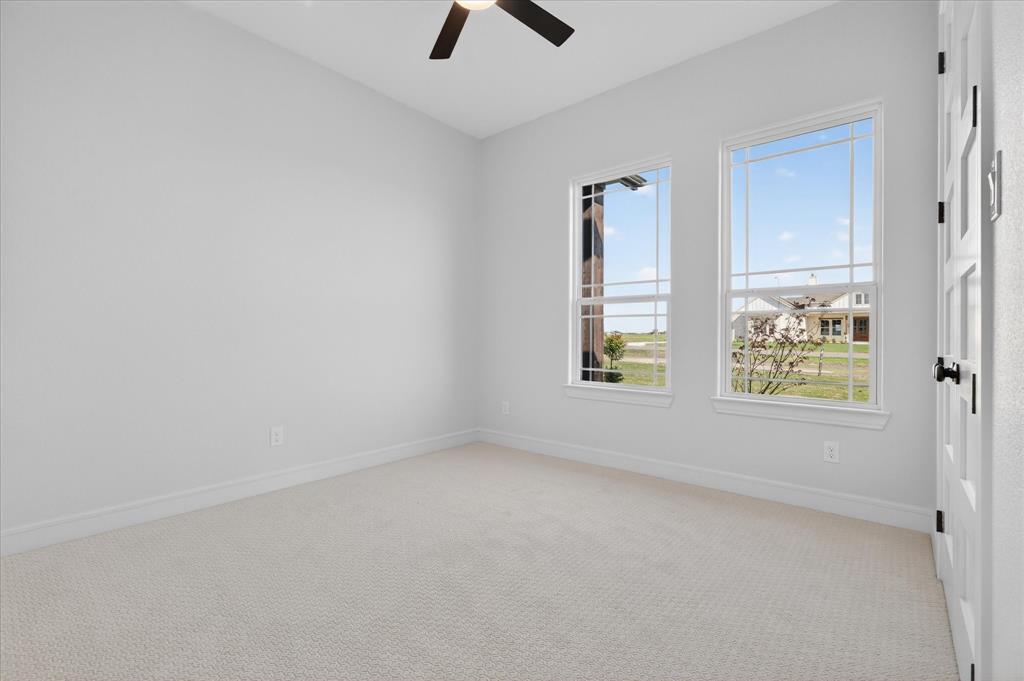 860 Alondrita Street Property Photo 26