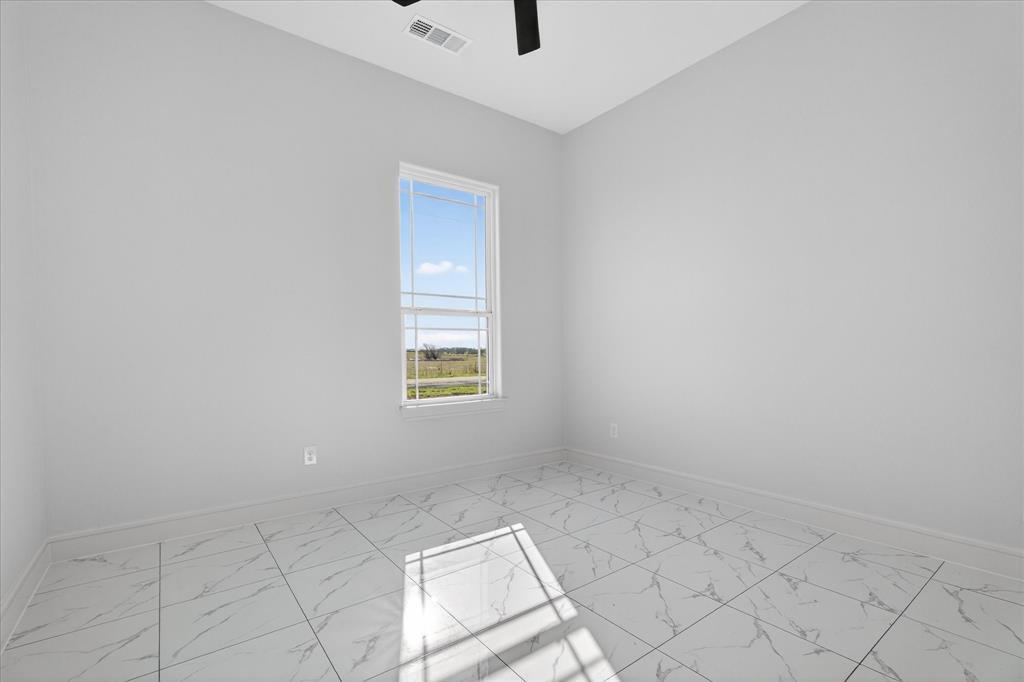 860 Alondrita Street Property Photo 29