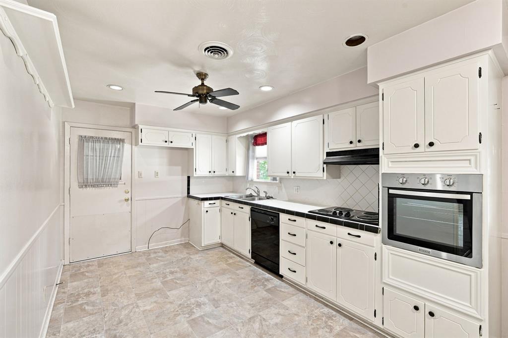 1420 Austin Drive Property Photo 7