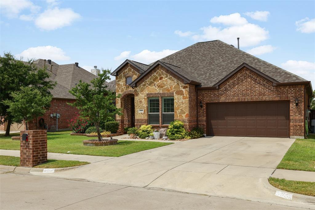 4908 Brookside Drive Property Photo 2