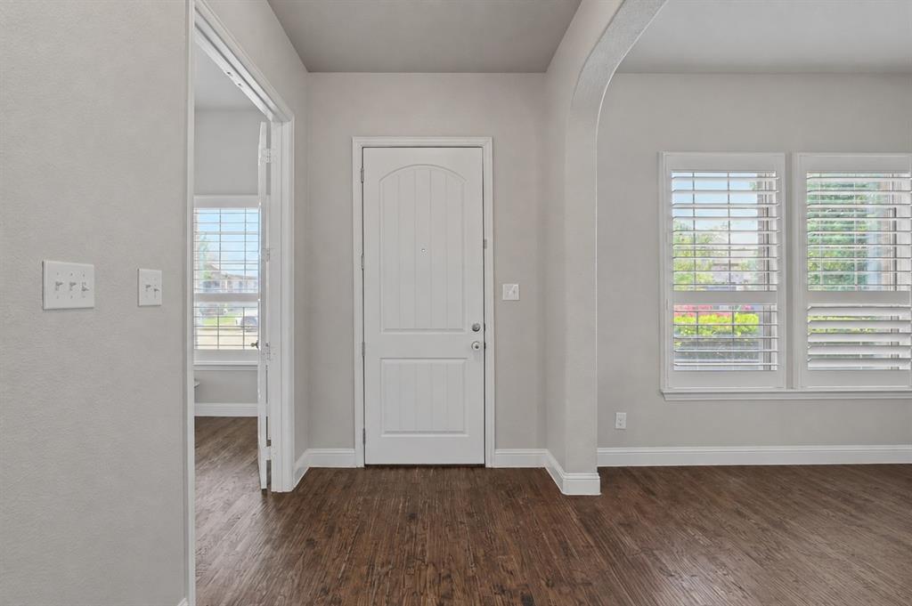 4908 Brookside Drive Property Photo 4