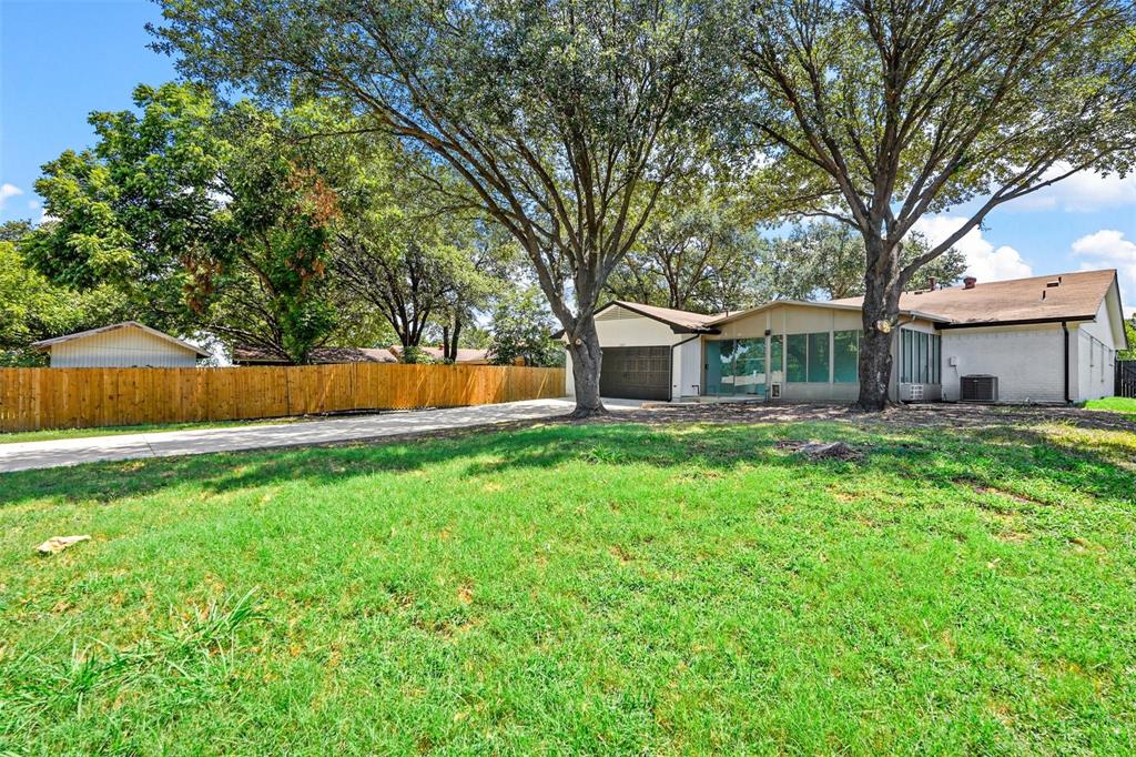 2805 Sybil Drive Property Photo 2