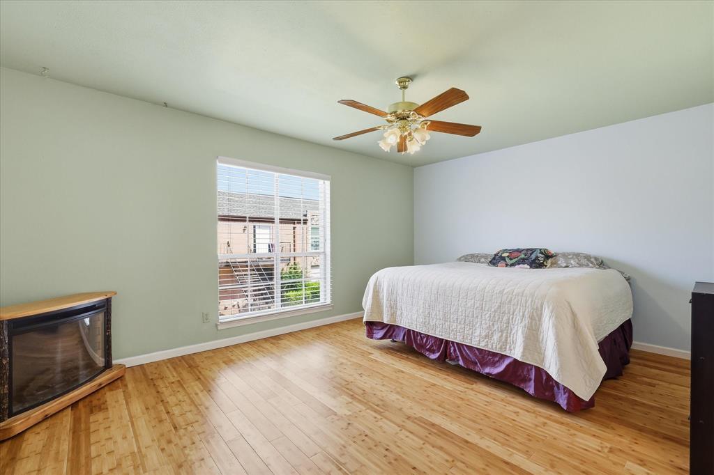 4102 Ridglea Country Club Drive 1501 Property Photo 12
