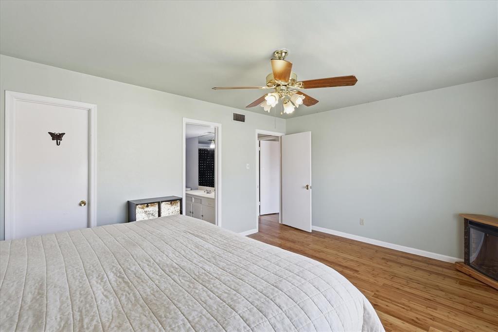 4102 Ridglea Country Club Drive 1501 Property Photo 13