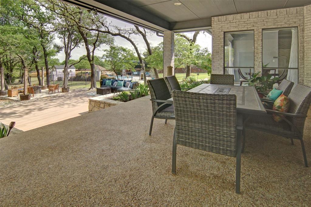 1202 Forest Park Drive Property Photo 5