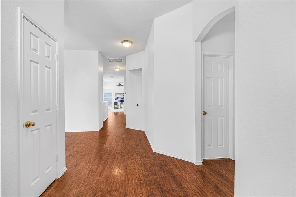 334 Touchdown Drive Property Photo 6