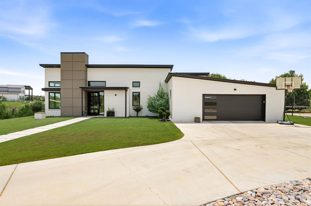 2088 Eagles Ridge Drive Property Photo 1