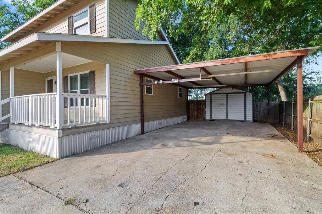 6301 Sydney Drive Property Photo 3