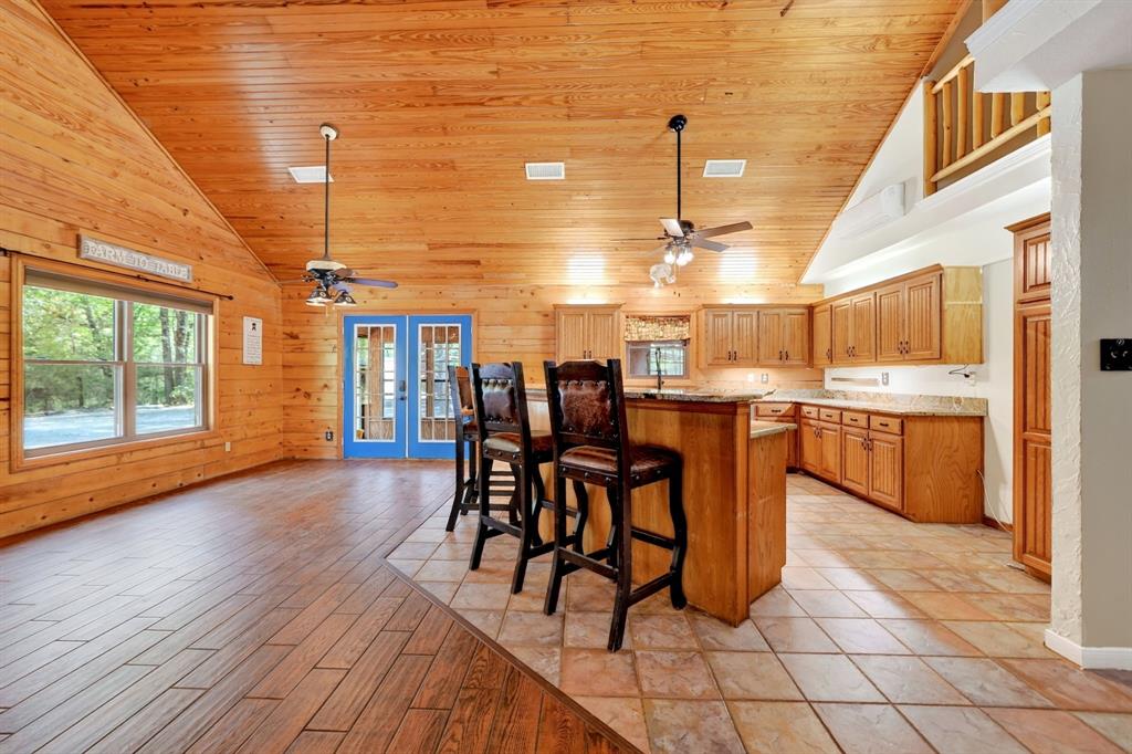 7223 Fm 2101 Property Photo 10