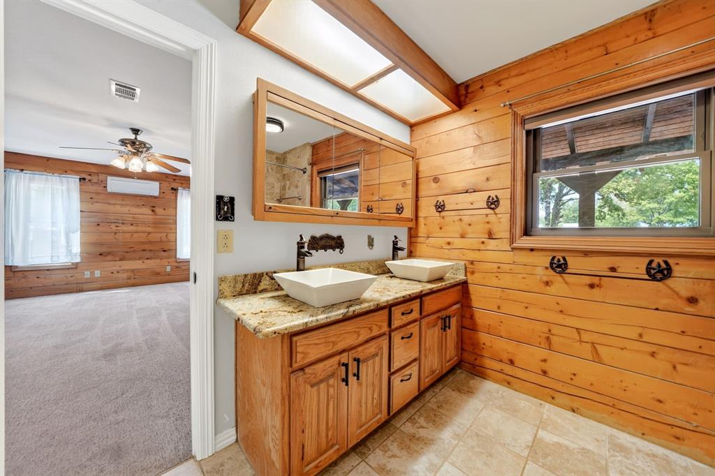 7223 Fm 2101 Property Photo 15