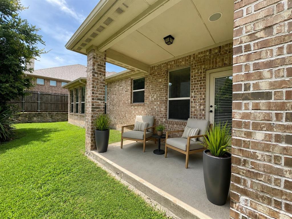 2201 Blue Harbor Way Property Photo 3
