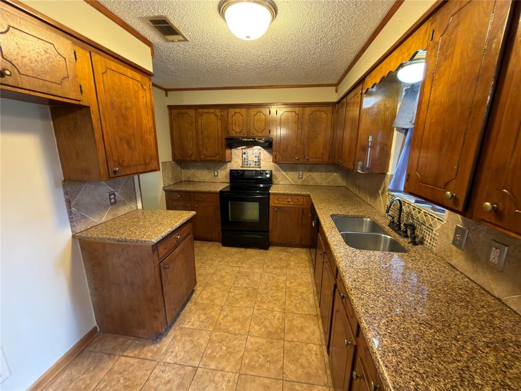 10359 Mcelroy Drive Property Photo 5