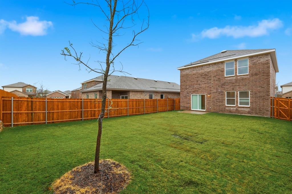 2106 Meadow Park Drive Property Photo 37