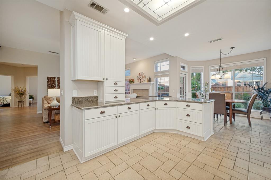 7208 Sonoma Valley Drive Property Photo 3