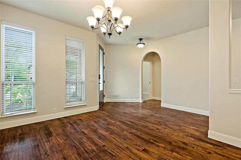 208 Gatwick Court Property Photo 2