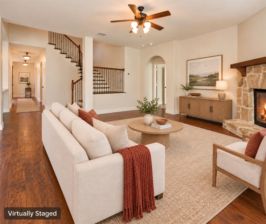 208 Gatwick Court Property Photo 6