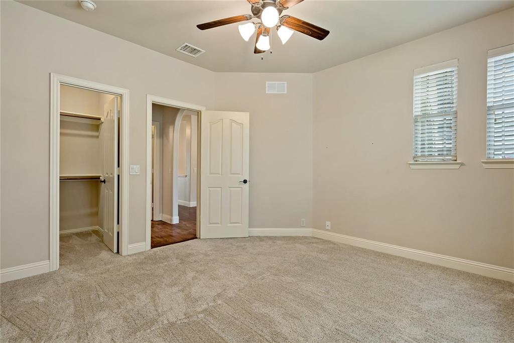 208 Gatwick Court Property Photo 27