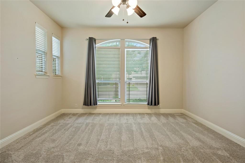 208 Gatwick Court Property Photo 28