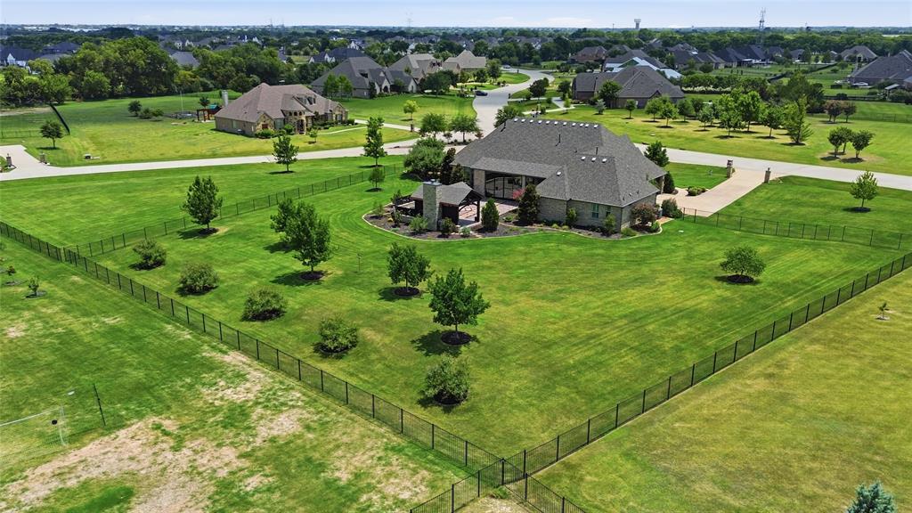1020 Highland Drive Property Photo 1
