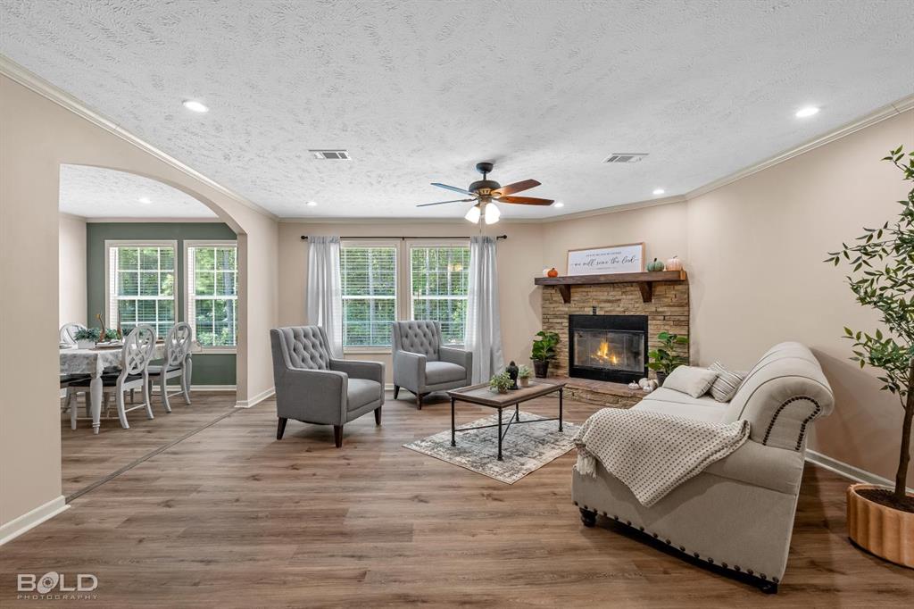 9590 Deren Property Photo 6