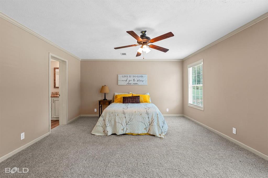 9590 Deren Property Photo 18