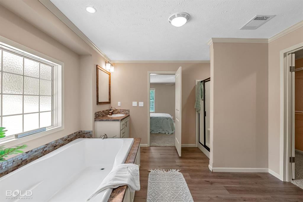 9590 Deren Property Photo 23