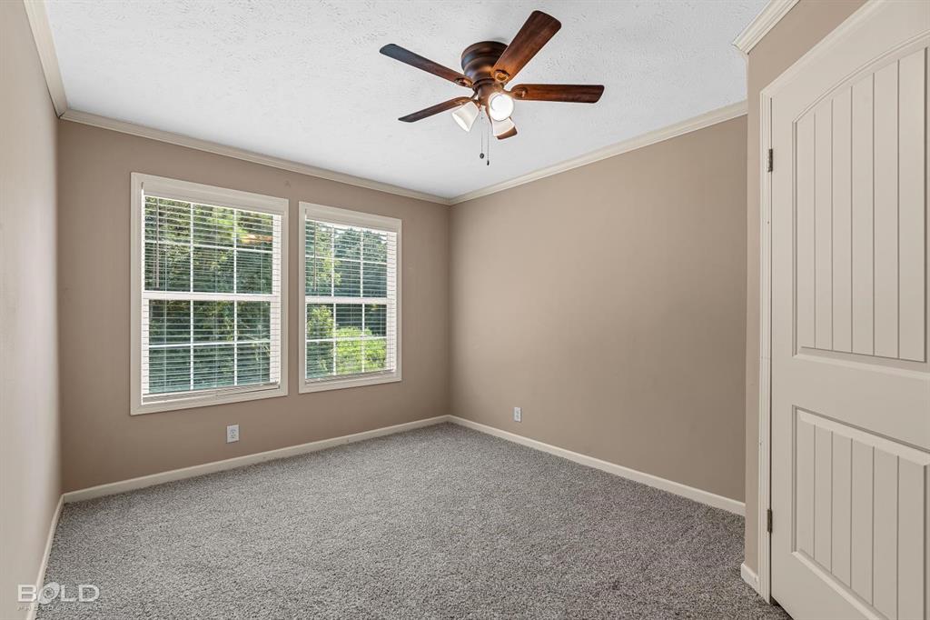 9590 Deren Property Photo 27