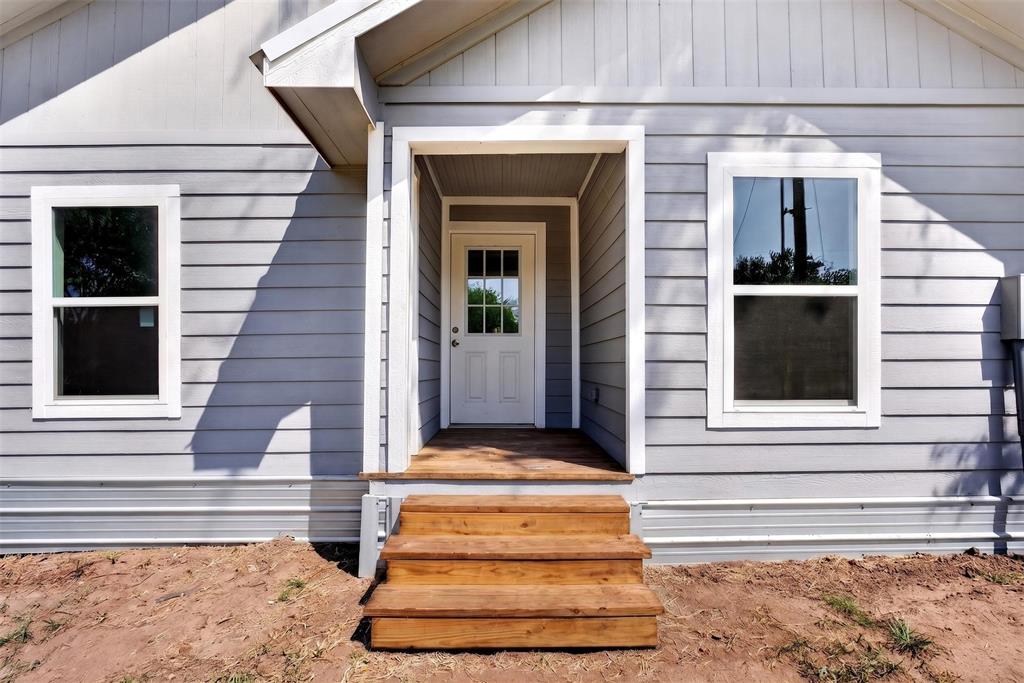50 Fm 2890 Property Photo 1