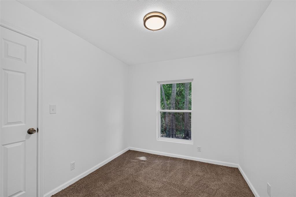 50 Fm 2890 Property Photo 18