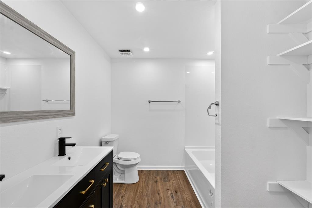 50 Fm 2890 Property Photo 25