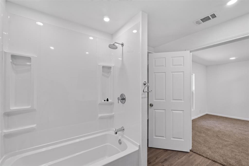 50 Fm 2890 Property Photo 26