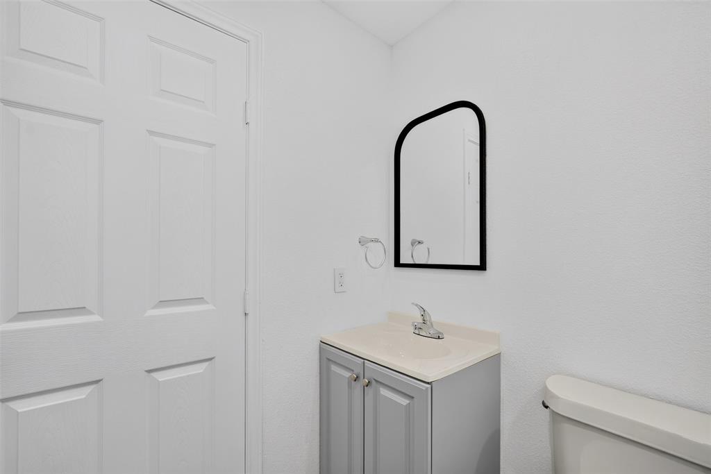 50 Fm 2890 Property Photo 29