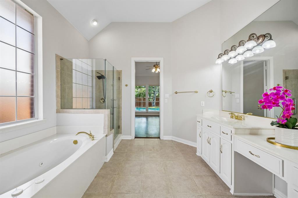 5342 Moss Glen Drive Property Photo 12