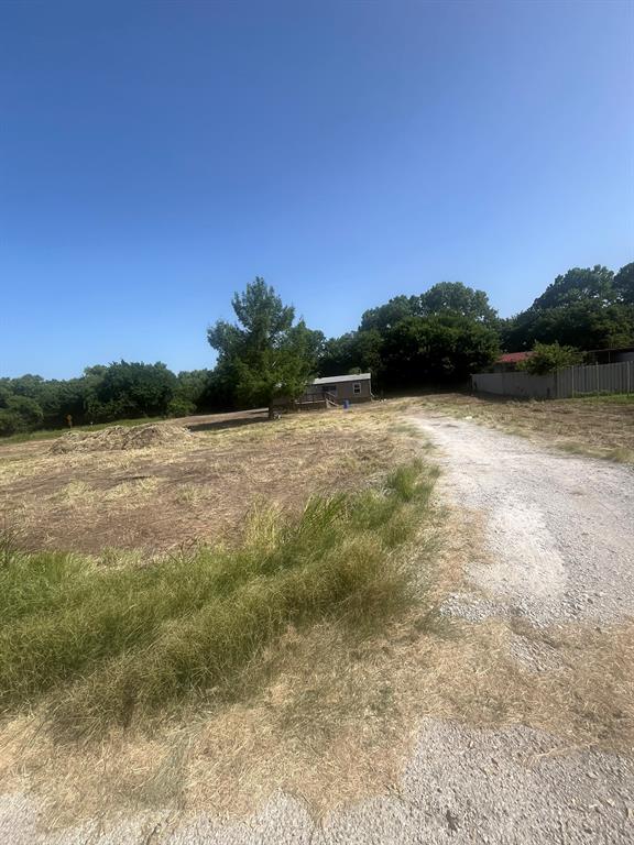 101 Brook Court Property Photo 1