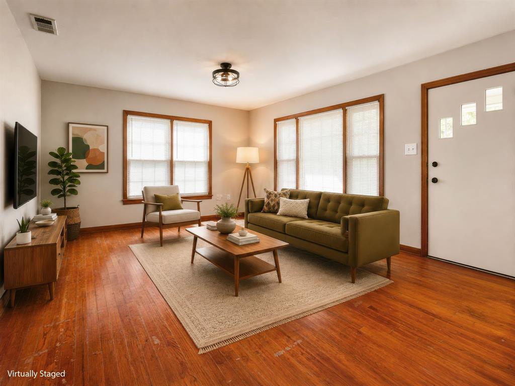 3325 Windsor Avenue Property Photo 3