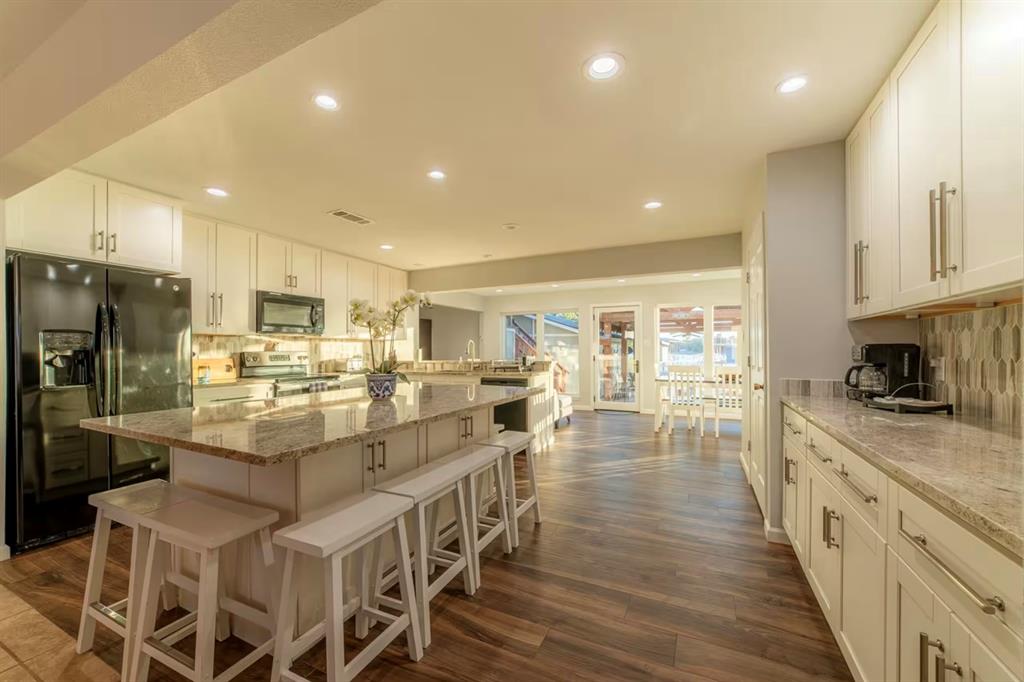 6771 Briar Road Property Photo 7