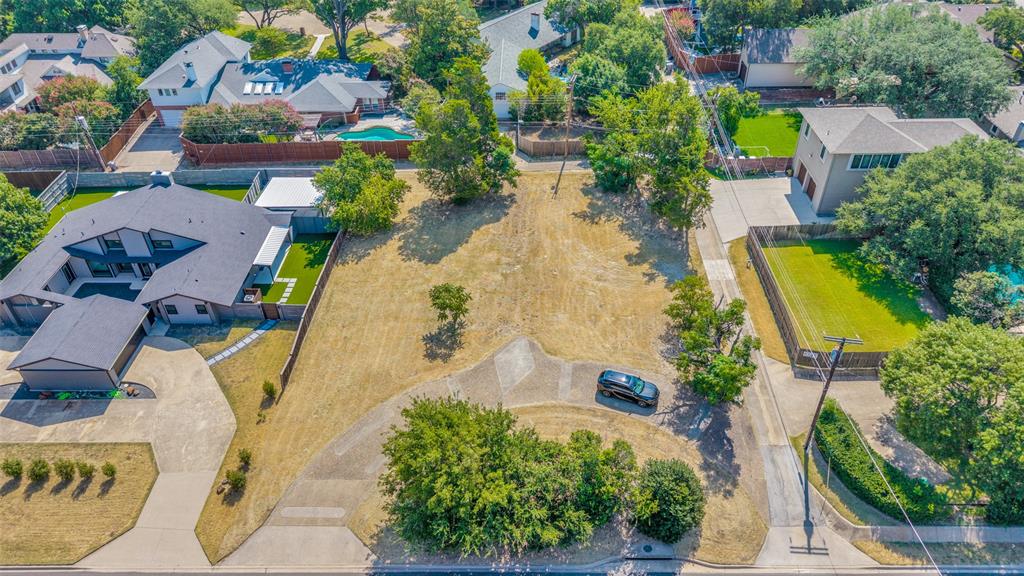 11430 Midway Road Property Photo 2