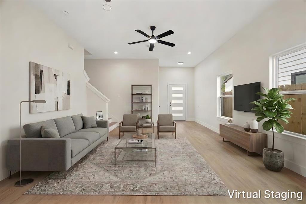 826 Stamps Avenue Property Photo 3
