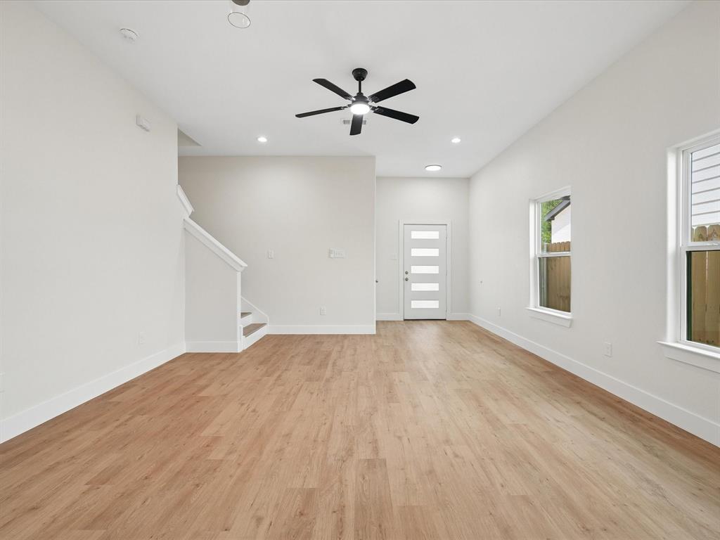 826 Stamps Avenue Property Photo 10