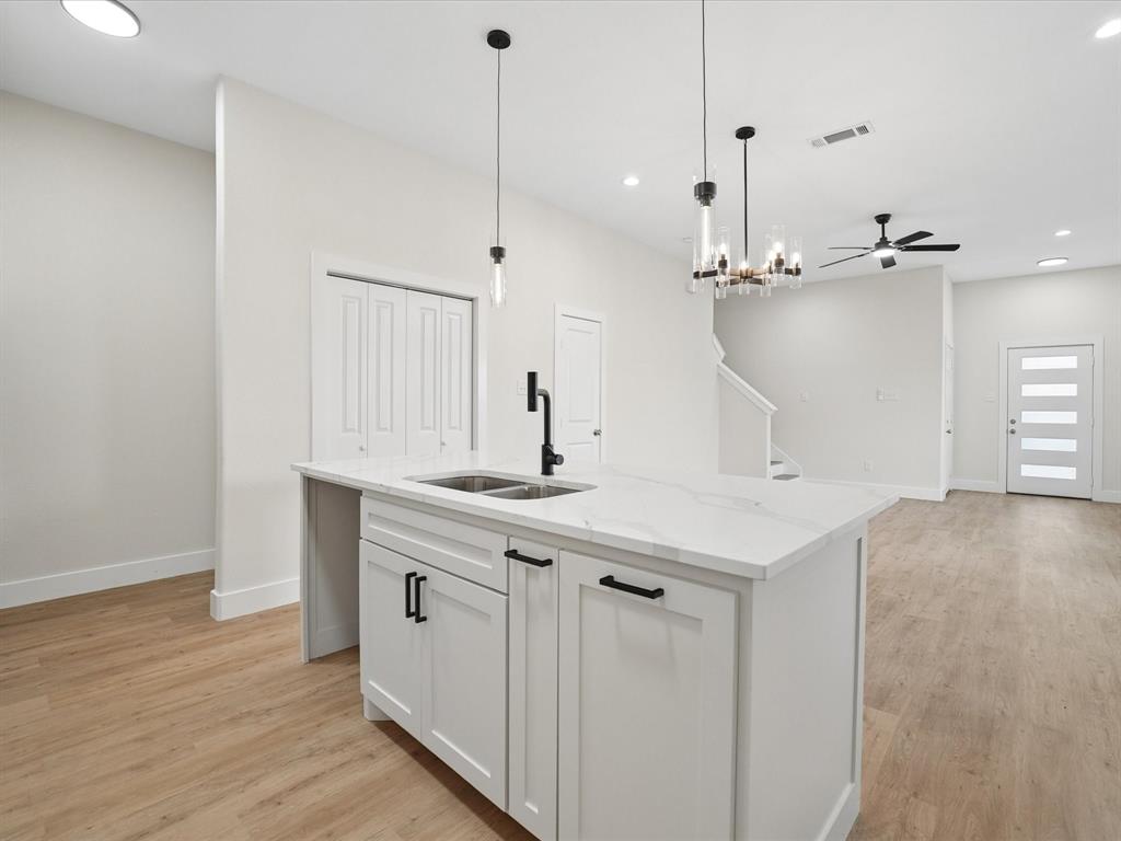 826 Stamps Avenue Property Photo 16
