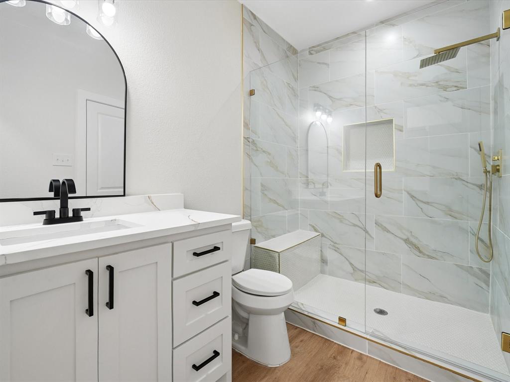 826 Stamps Avenue Property Photo 18